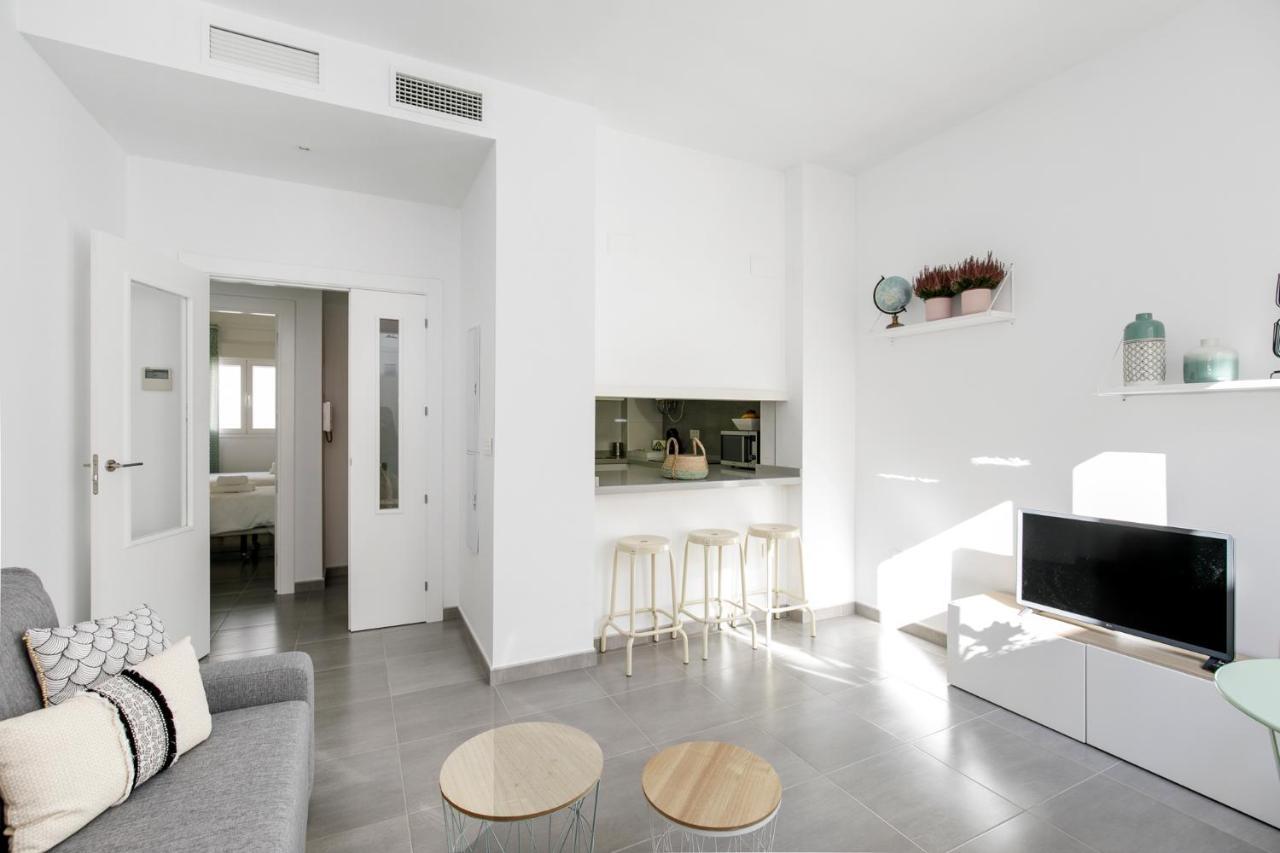 Hi Room - Smart Apartments - He 2 Granada Exterior photo